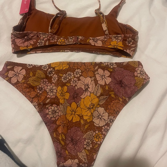 Target bikini - Picture 2 of 2